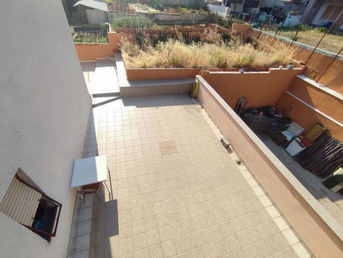 Image No.7-12 Bed Property for sale