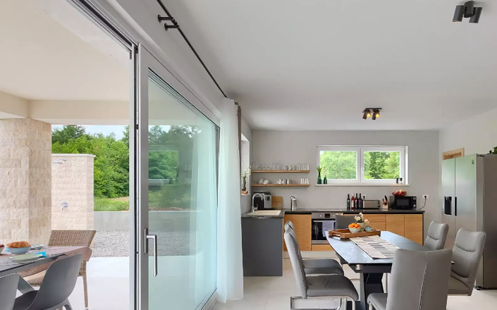 Image No.11-3 Bed Property for sale