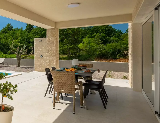 Image No.25-3 Bed Property for sale