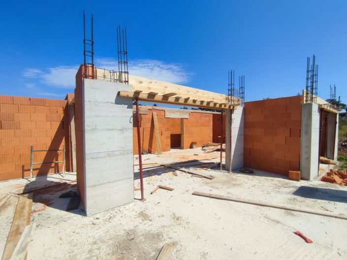 Image No.5-4 Bed Property for sale