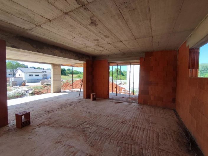 Image No.5-4 Bed Property for sale