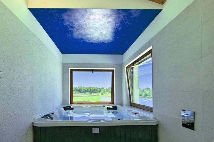 Image No.16-4 Bed Property for sale