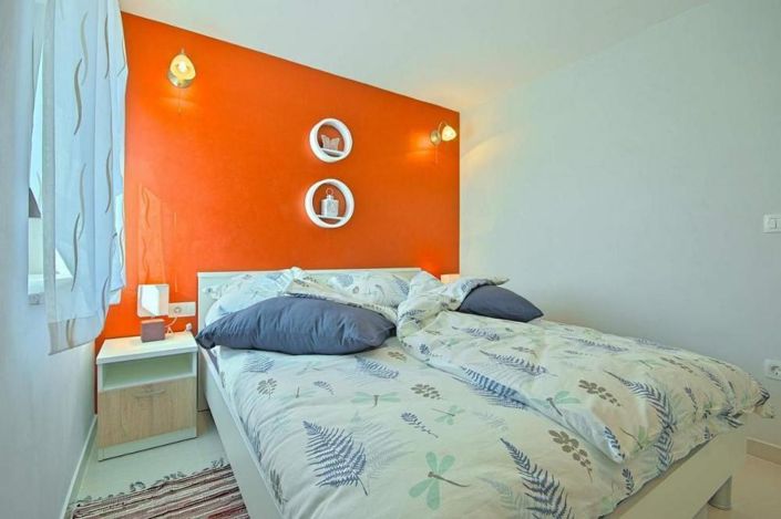 Image No.18-4 Bed Property for sale