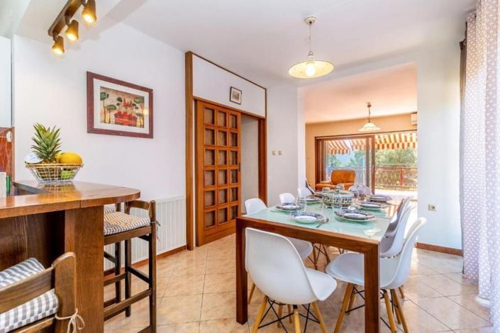 Image No.23-9 Bed Property for sale