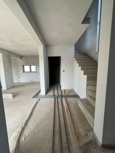 Image No.11-3 Bed Property for sale