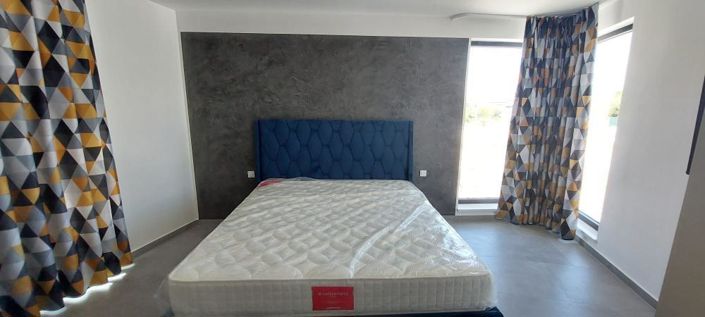 Image No.19-2 Bed Property for sale