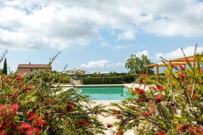 Image No.16-13 Bed Property for sale