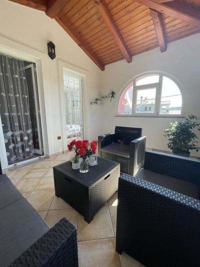 Image No.14-5 Bed Property for sale