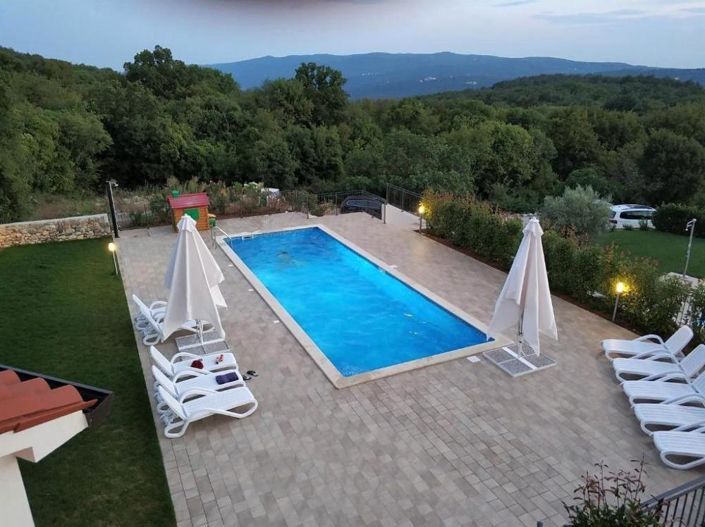 Image No.21-4 Bed Property for sale