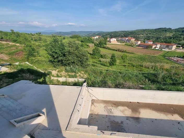 Image No.13-4 Bed Property for sale