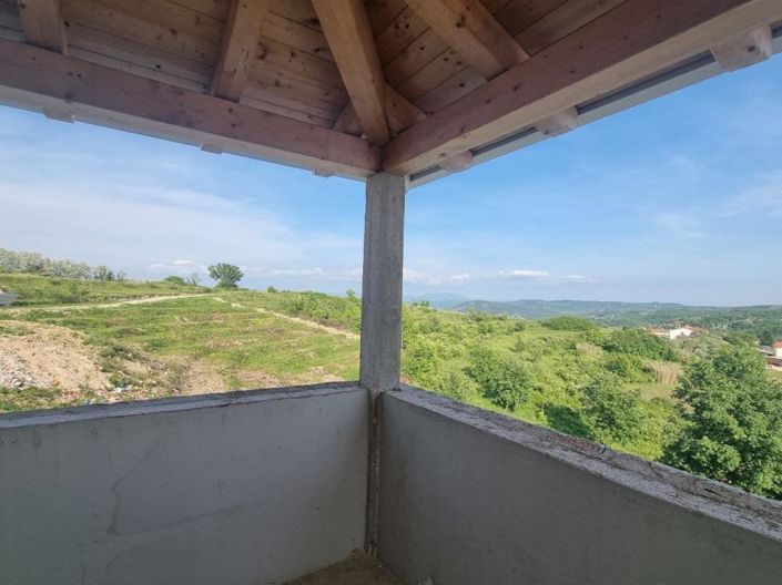 Image No.14-4 Bed Property for sale