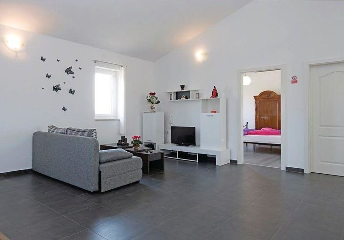 Image No.15-Propriété de 8 chambres à vendre à Vodnjan