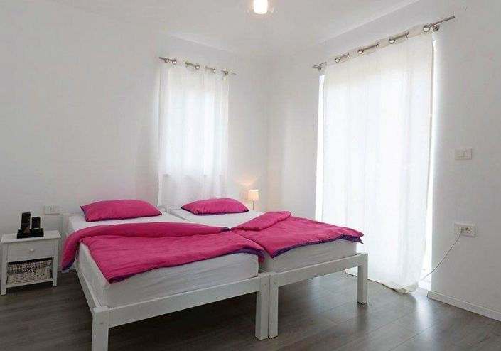 Image No.19-Propriété de 8 chambres à vendre à Vodnjan