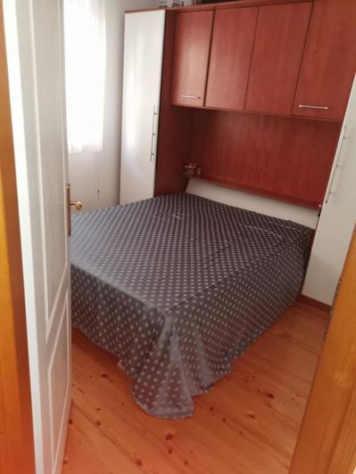 Image No.12-7 Bed Property for sale