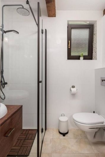 Image No.23-3 Bed Property for sale