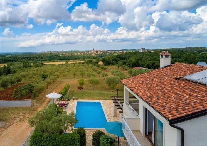 Image No.1-3 Bed Property for sale