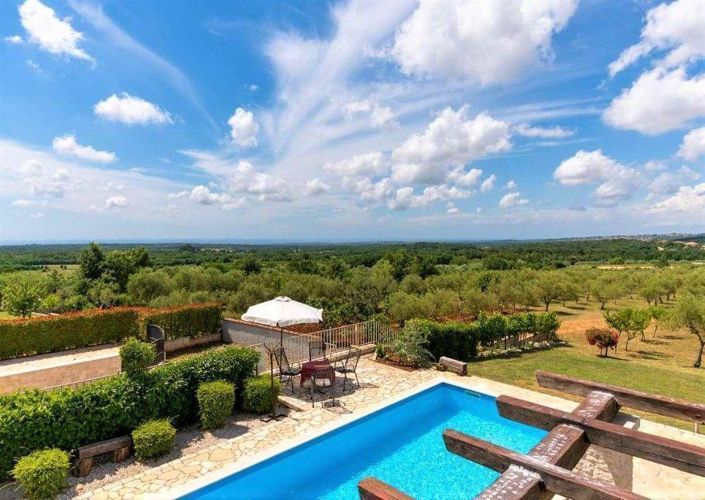 Image No.4-3 Bed Property for sale