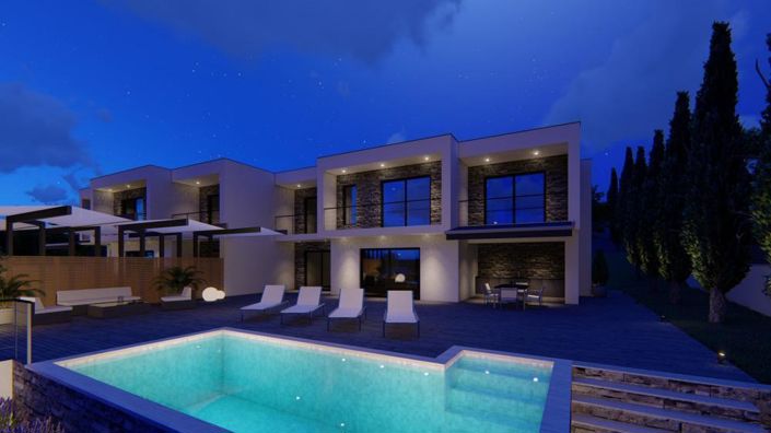 Image No.13-6 Bed Property for sale