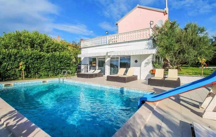 Image No.1-3 Bed Property for sale