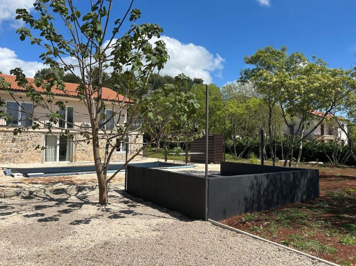 Image No.11-6 Bed Property for sale