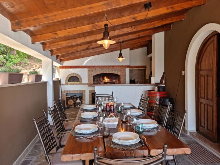 Image No.12-4 Bed Property for sale