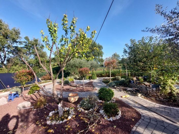 Image No.17-4 Bed Property for sale