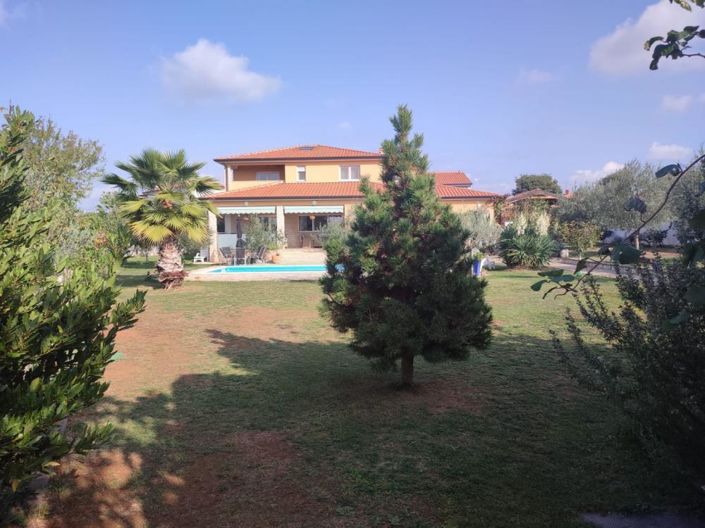 Image No.1-3 Bed Property for sale