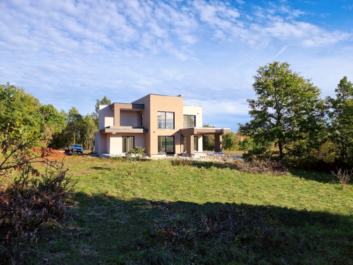 Image No.1-3 Bed Property for sale