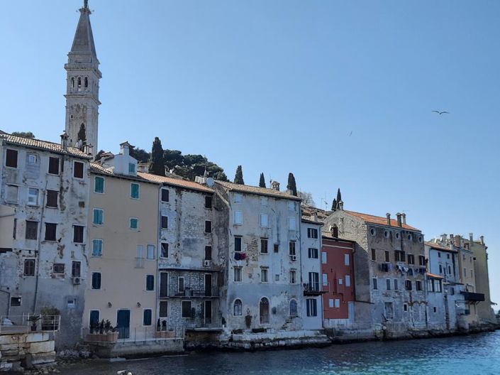 Image No.13-2 Bed Property for sale