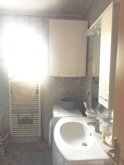 Image No.25-5 Bed Property for sale