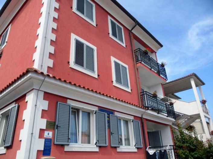 Image No.1-14 Bed Property for sale