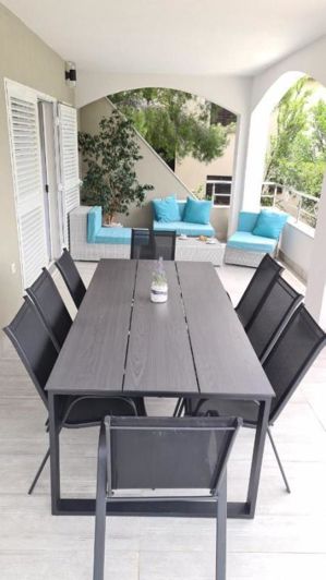 Image No.18-5 Bed Property for sale