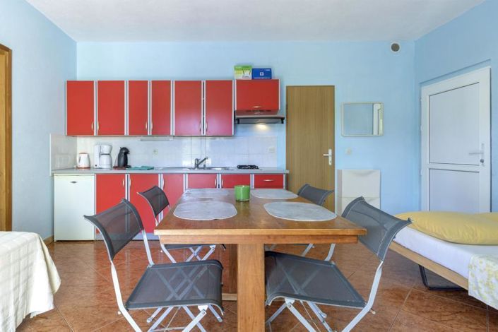 Image No.7-16 Bed Property for sale