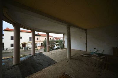54697-286838