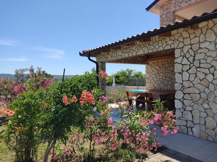 Image No.6-3 Bed Property for sale