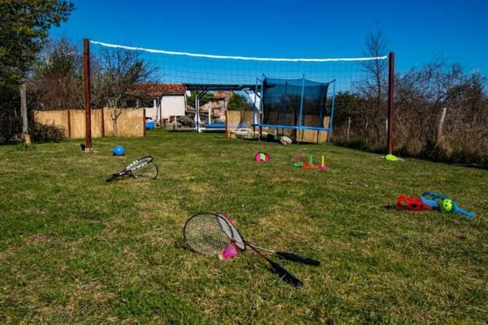 Image No.20-3 Bed Property for sale