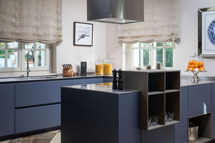 Image No.6-4 Bed Property for sale