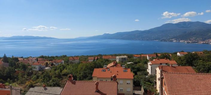 Image No.1-6 Bed Property for sale