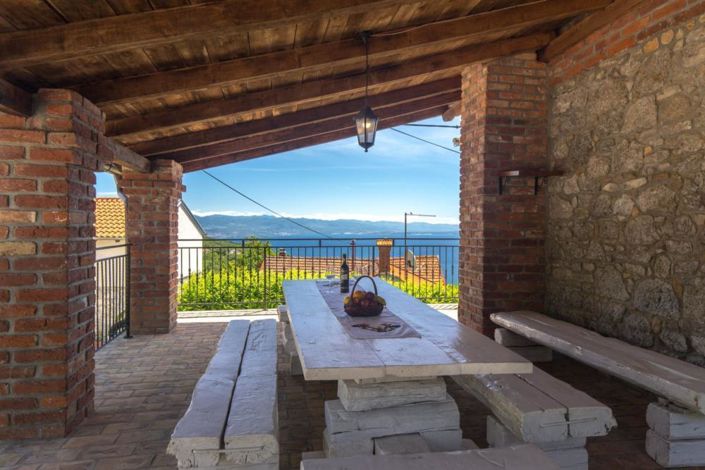 Image No.21-7 Bed Property for sale