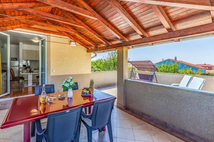 Image No.4-5 Bed Property for sale