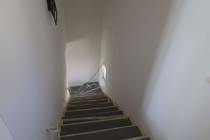 Image No.24-3 Bed Property for sale