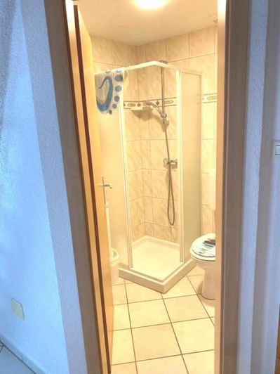 Image No.20-17 Bed Property for sale