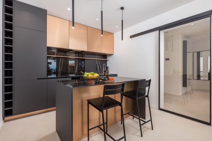 Image No.23-4 Bed Property for sale