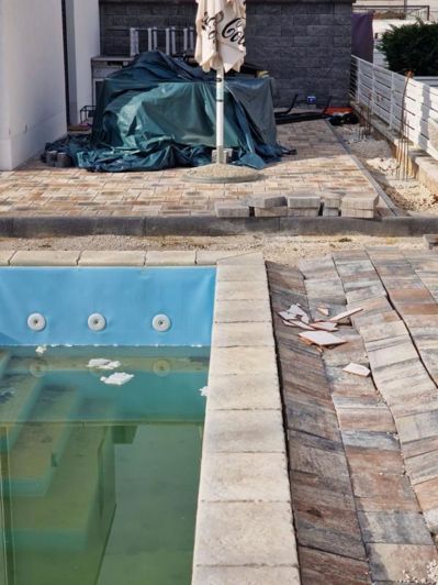 Image No.19-2 Bed Property for sale