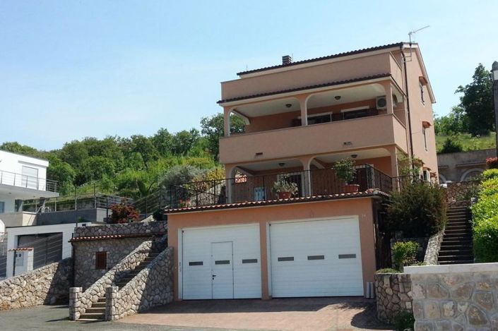 Image No.3-6 Bed Property for sale