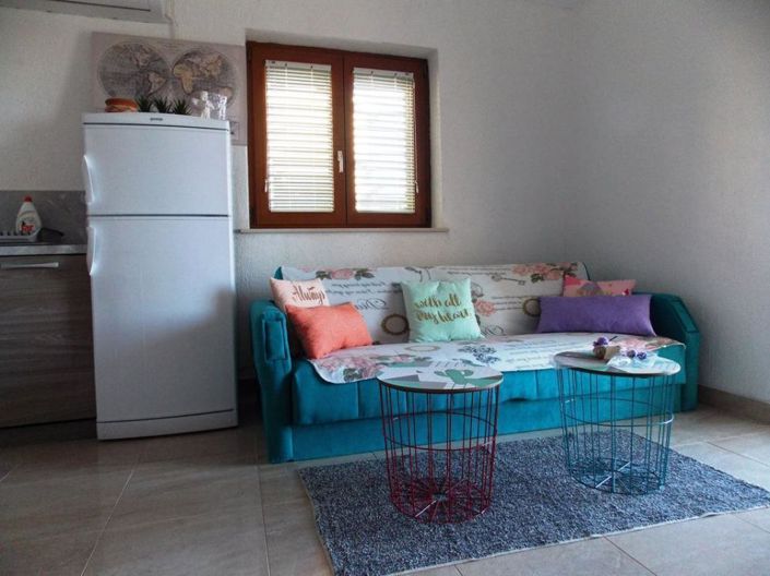 Image No.6-6 Bed Property for sale