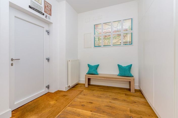 Image No.18-4 Bed Property for sale