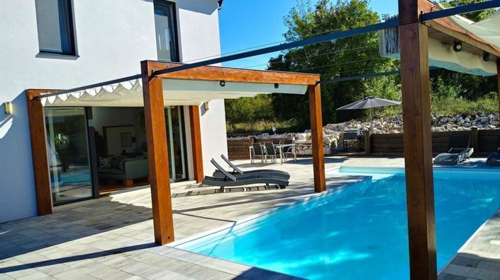 Image No.3-4 Bed Property for sale