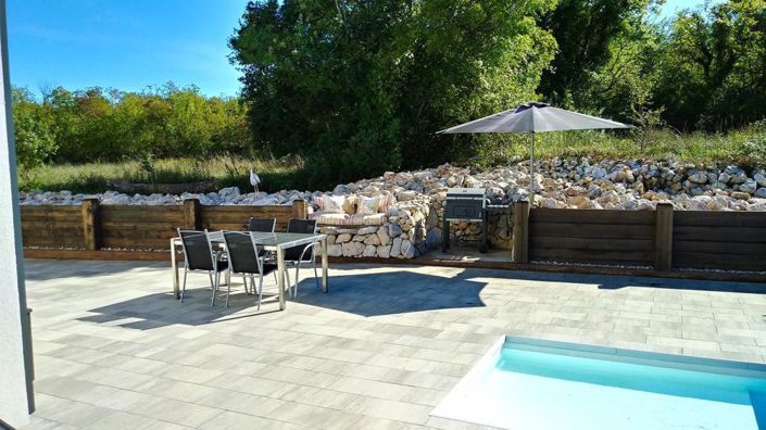 Image No.5-4 Bed Property for sale