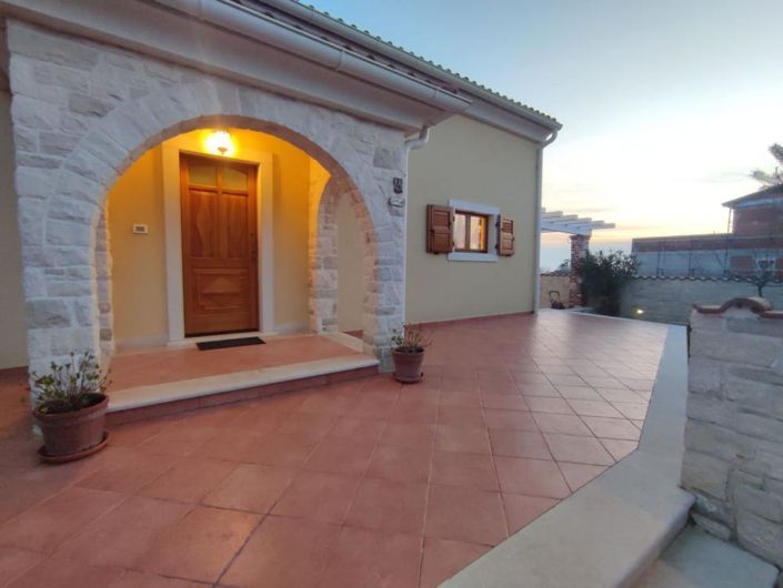 Image No.7-3 Bed Property for sale